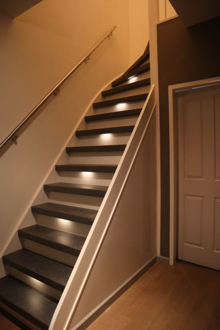 pvc traprenovatie verlichting