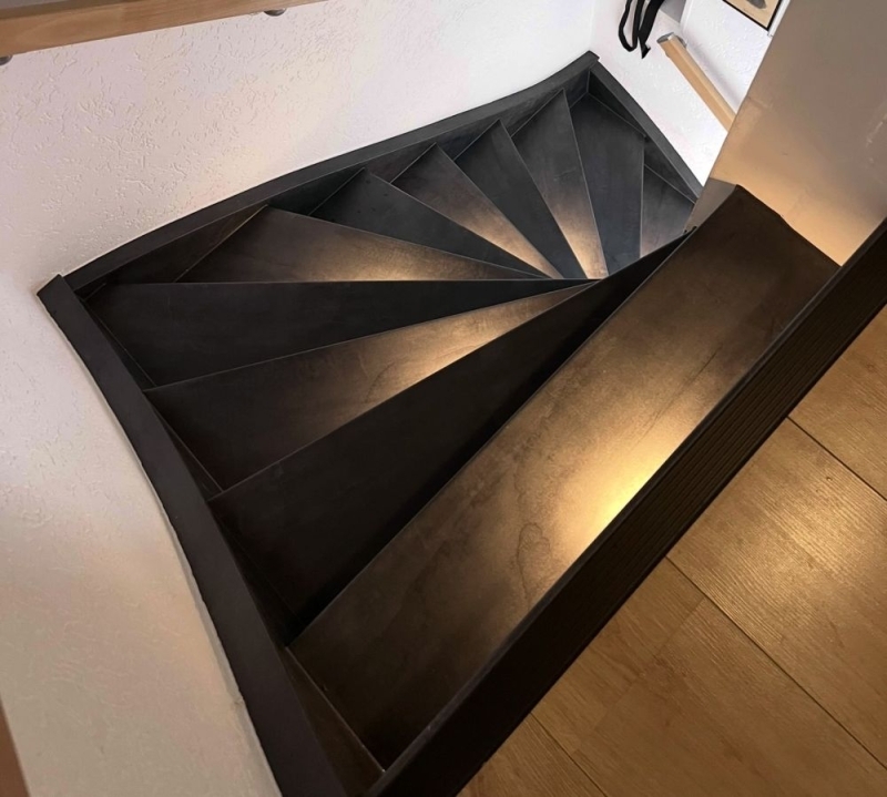 Traprenovatie - Leisteen treden en wangen