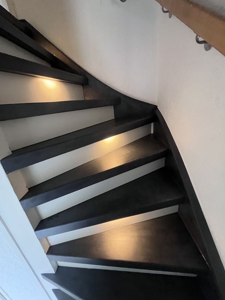 Traprenovatie - Leisteen treden en wangen