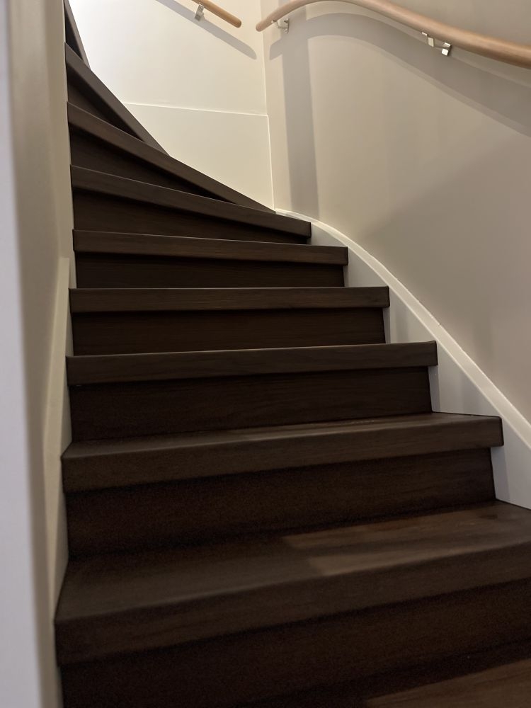 Traprenovatie Eindhoven - Gioveno Warm Noten