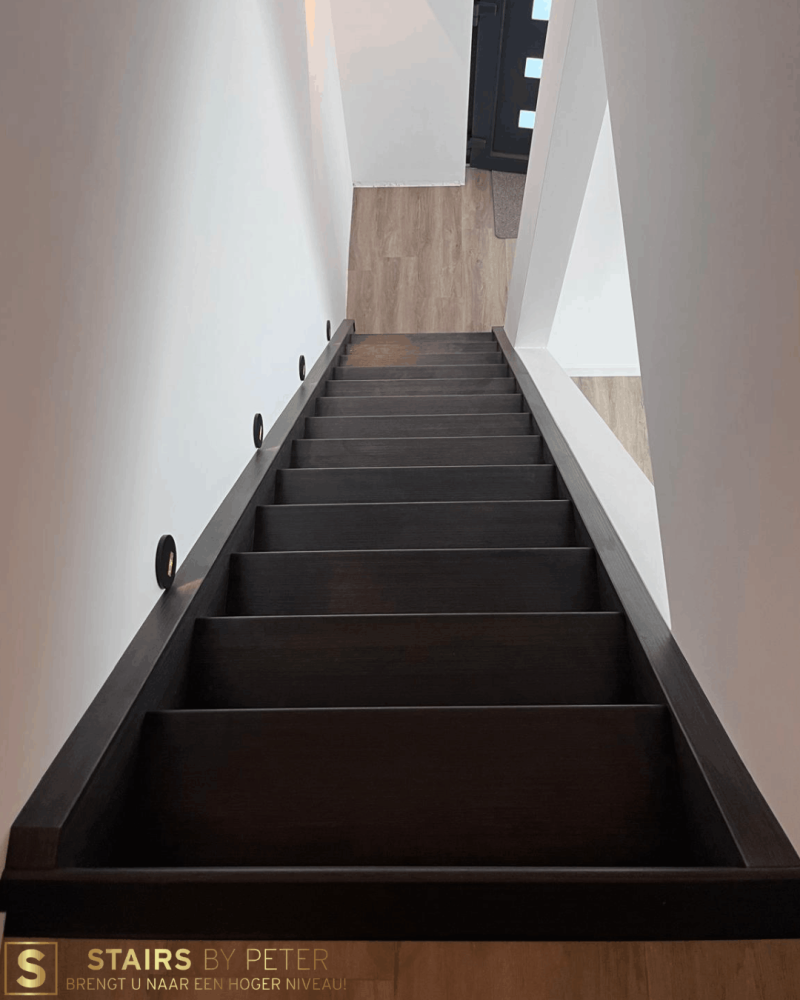 Traprenovatie Weert - Wenge